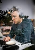 Sony MDR7506 Professional Large Diaphragm Headphone - Image 4