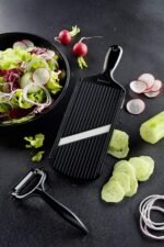 Kyocera Advanced Ceramic Horizontal Y Peeler, White - Image 3