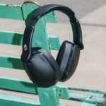 Skullcandy Hesh 360 Wireless Over-Ear Bluetooth Headphones, Up to 100 Hours Battery, Noise Isolating Fit, Flat-Folding Collapsible Design, Microphone iPhone Android - True Black - Image 4