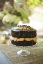 Nordic Ware Naturals Round Cake Pan, 8-Inch - Image 3