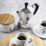Bialetti Moka Express Iconic Italian Stovetop Espresso Maker (Natural Silver, 6 Cups) - Image 3