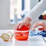 Tupperware Chop 'N Prep Chef in Salt Water Pink/Red - Image 4
