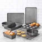 Chicago Metallic Professional Non-Stick 8-Piece Bakeware Set, Silver - Image 3