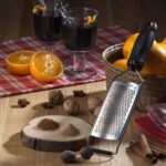 Microplane Gourmet Series Hard Cheese Grater (Fine, Black) - Image 4