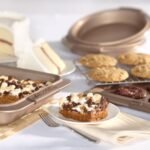 Anolon Advanced Nonstick Bakeware Set / Baking Pans with Grips - 5 Piece, Brown - Image 3
