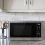 Panasonic NN-SN67K Microwave Oven, 1.2 cu.ft, Stainless Steel/Silver - Image 3