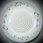 All-in-one Premium Ceramic Garlic Grater Plate 4-Piece Set - Classic Flower Line on White Design - For Garlic, Ginger, Chocolate, and more! - Comes with 5.25" Plate, Peeler, Brush, and Stand - Image 4