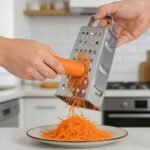 1pc Stainless Steel Vegetable Grater Portable Metal Grater 4-Sided Cheese Grater with Handle for Kitchen Restaurant (8inch) - Image 4
