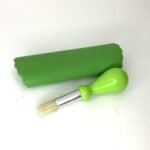 All-in-one Premium Ceramic Garlic Grater Plate 4-Piece Set - Green Mountain Glazed Design - For Garlic, Ginger, Chocolate, and more! - Comes with 5.25" Plate, Peeler, Brush, and Stand - Image 6