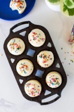 Lodge Cast Iron Muffin Pan - Image 4