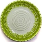 All-in-one Premium Ceramic Garlic Grater Plate 4-Piece Set - Green Embossed Design and Style - For Garlic, Ginger, Chocolate, and more! - Comes with 5.25" Plate, Peeler, Brush, and Stand - Image 4