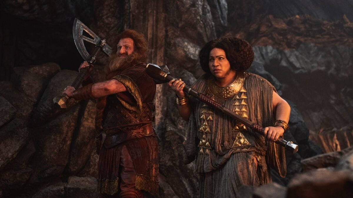 Brandon Sanderson Explains Why He Doesn't Write About Elves or Dwarves