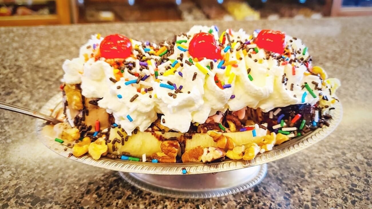 New Jersey's Best-Reviewed Spot For An Old-Fashioned Ice Cream Sundae