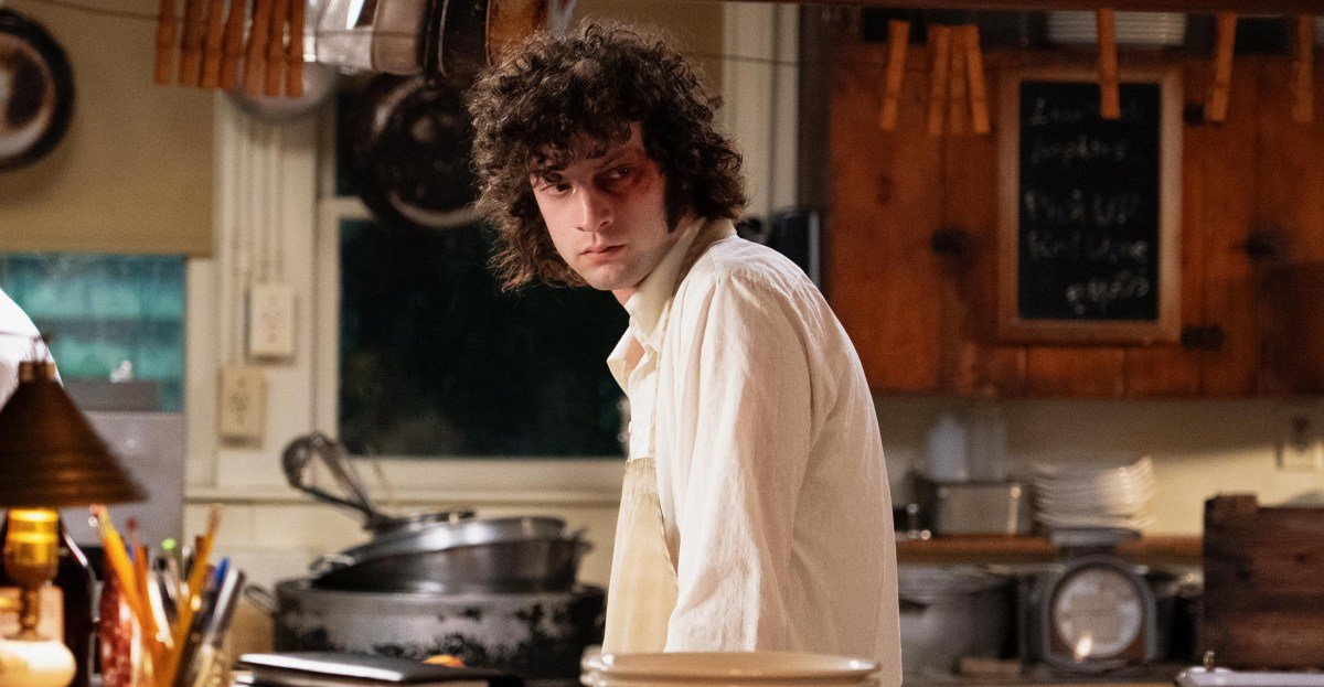 ‘Tony’ Makes Bourdain Unlikeable, and That’s Why It Works ‘Tony’ Makes Bourdain Unlikeable, and That’s Why It Works